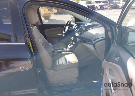 2014 Ford Escape Titanium из США, поврежденный, VIN 1FMCU9J92EUE58167